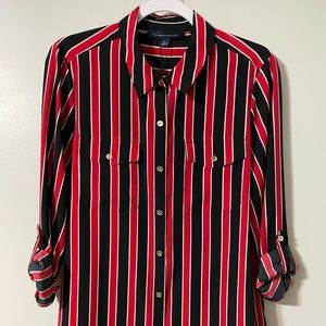 TOMMY HILFIGER NWT Striped Button down Blouse!❤️